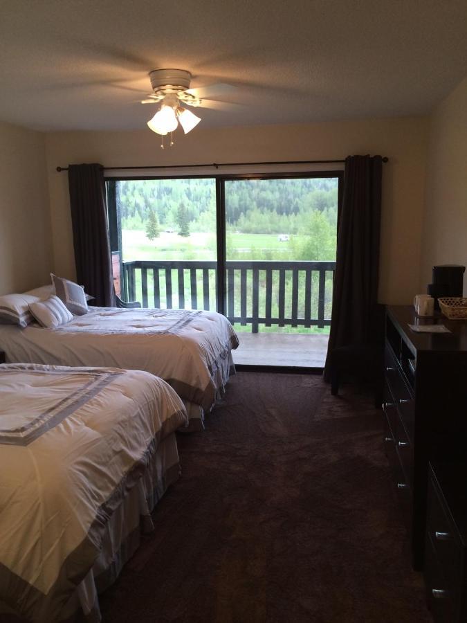 Helmcken Falls Lodge Cabin Rooms And Rv Park Clearwater Εξωτερικό φωτογραφία