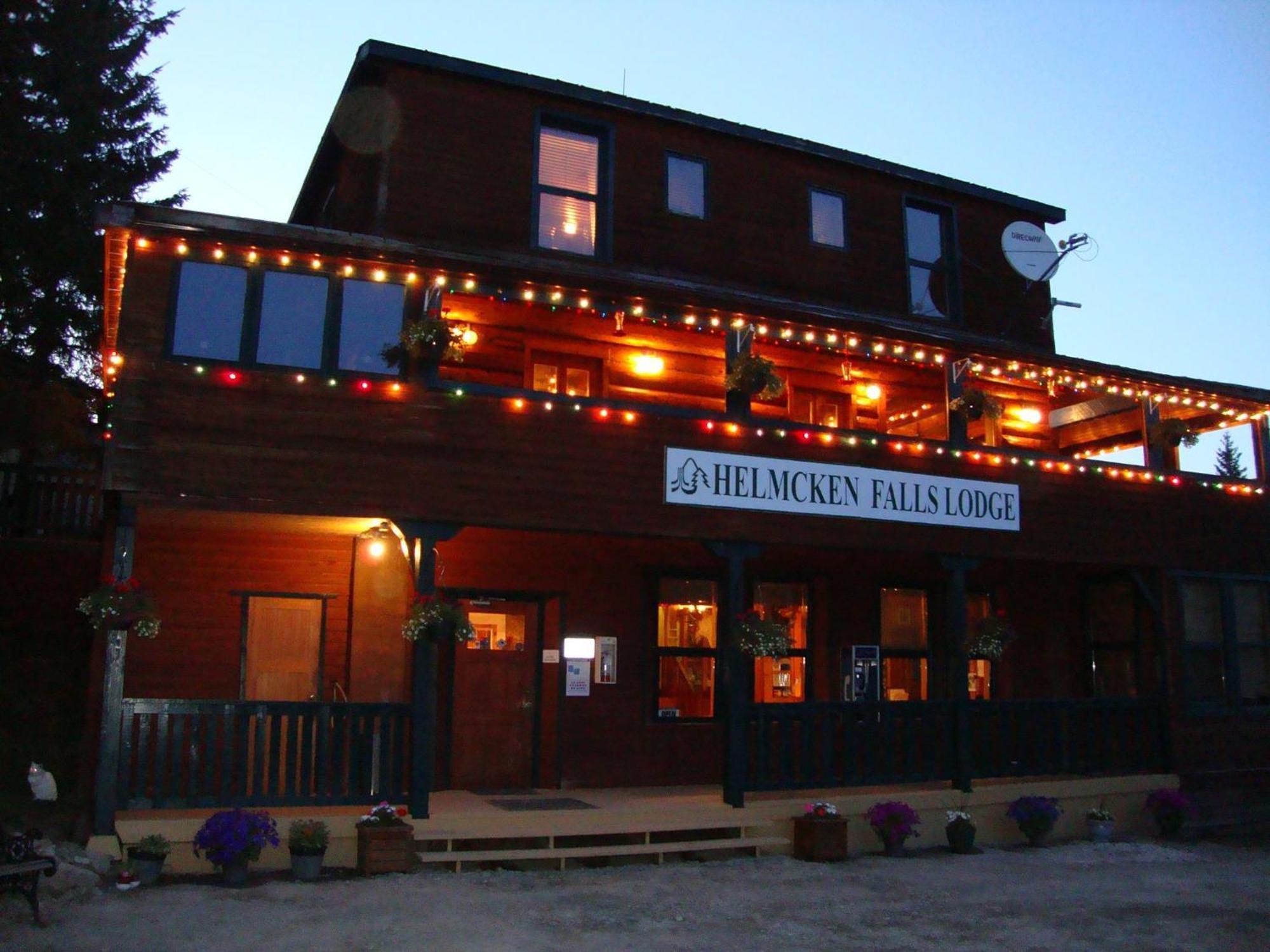 Helmcken Falls Lodge Cabin Rooms And Rv Park Clearwater Εξωτερικό φωτογραφία